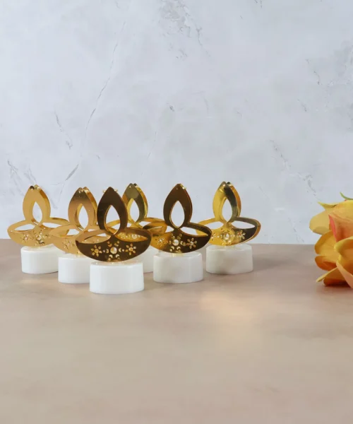 battery-operated-tealight-candles-7 webp