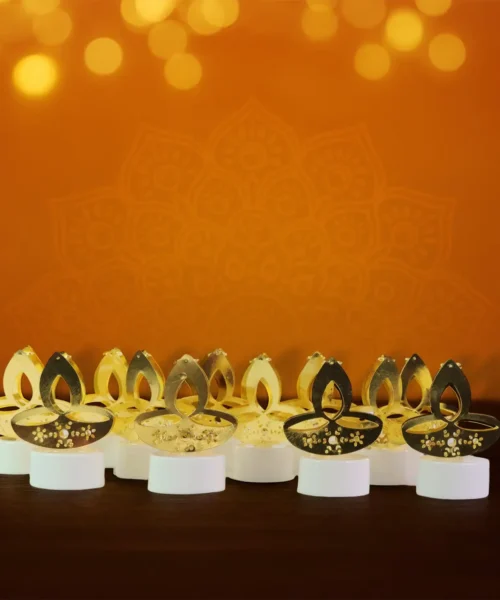 decorative-candles-online-3 webp