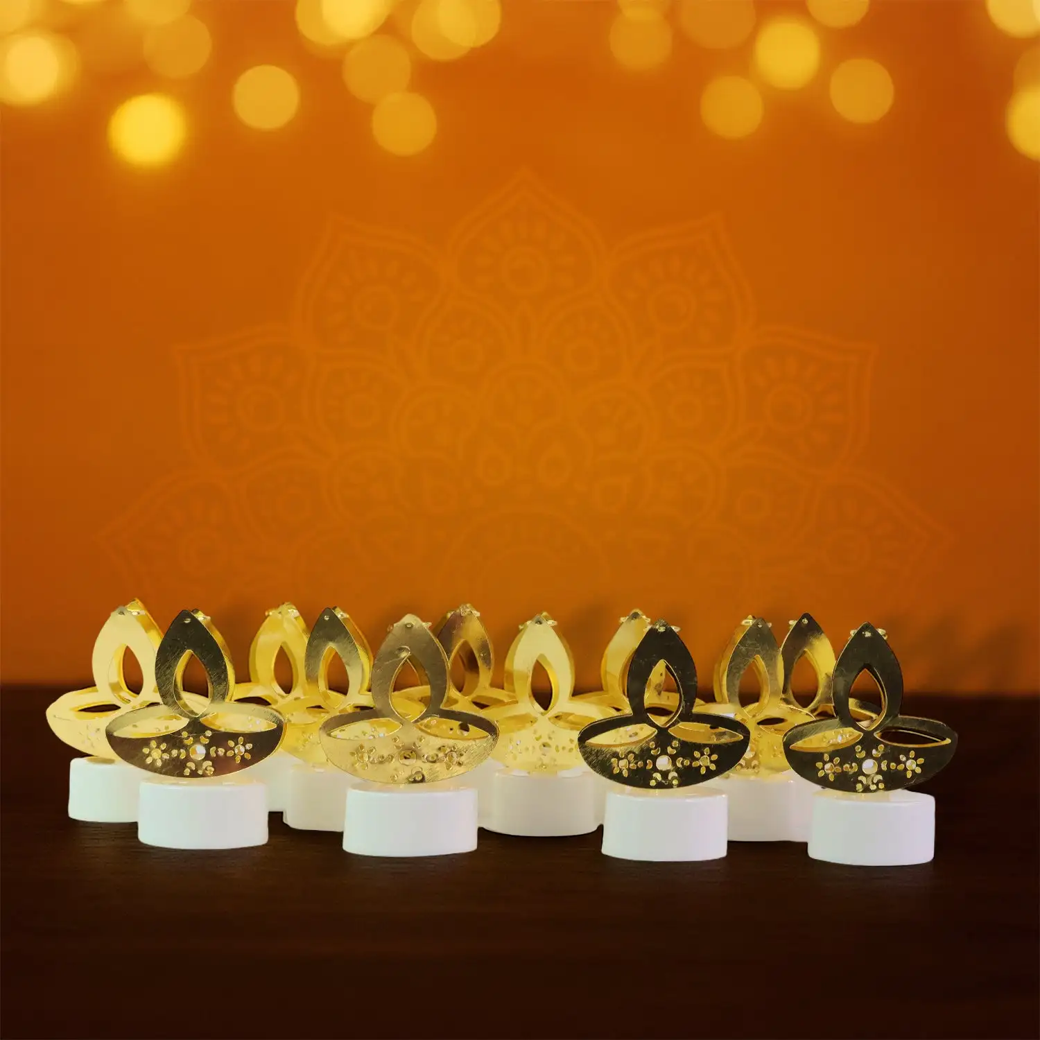 decorative-candles-online-3 webp