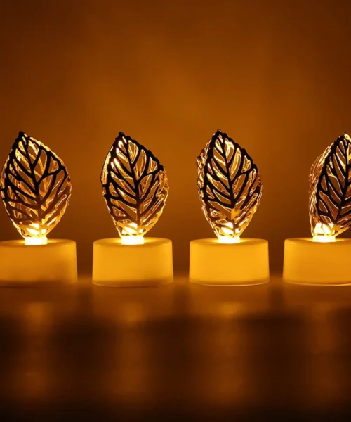 golden-leaf-shaped-candles-1 webp