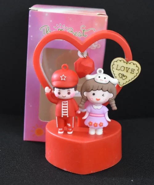 decorative-couple-figurine-for-living-room webp