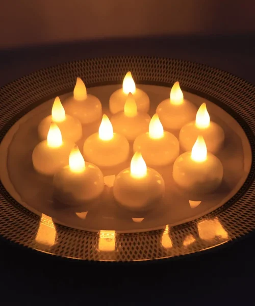 floating-candles-for-decoration webp