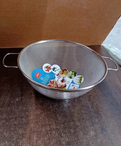 kitchen-colander-for-fruits-and-vegetables webp