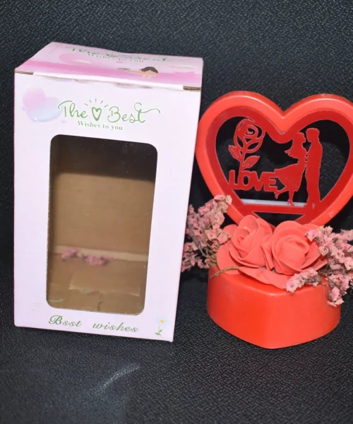 love-couple-showpiece-with-rose-base webp