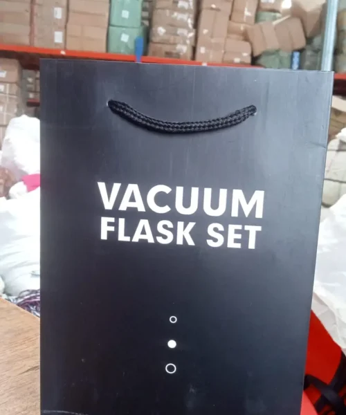 stainless-steel-water-flask-for-travel webp