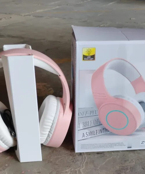 over-ear-wireless-headphones-with-mic webp
