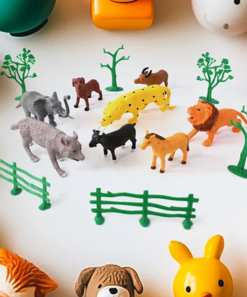plastic-toys webp