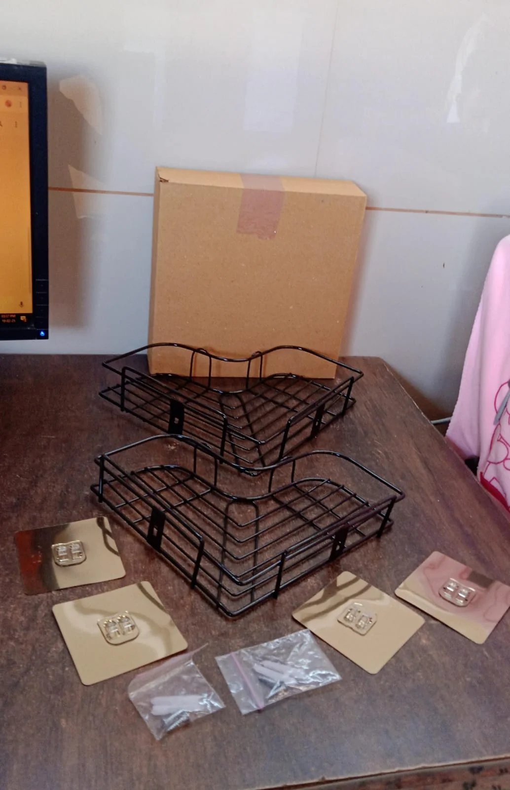 shower-shelf-without-drilling webp