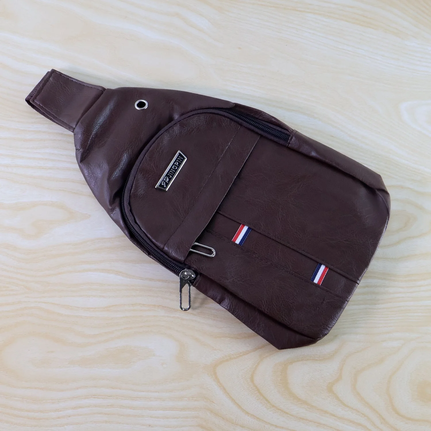 anti-theft-sling-bag-for-travel webp