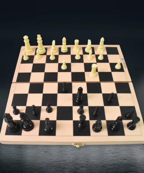 folding-chess-board webp