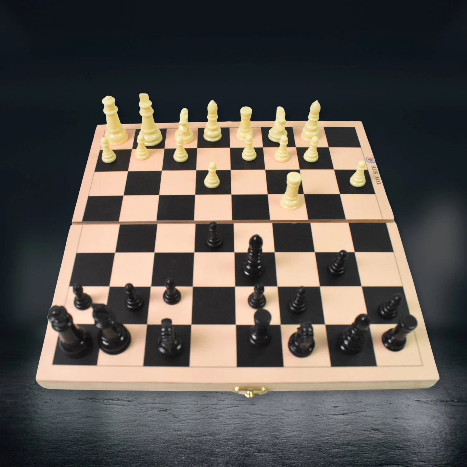 folding-chess-board webp