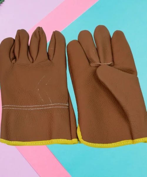 gardening-gloves webp