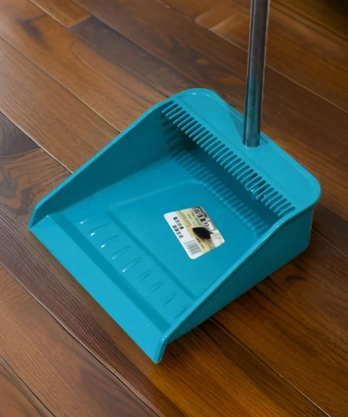 long-handle-dustpan-for-sweeping webp