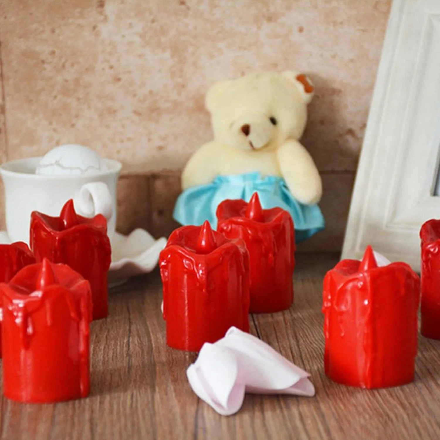 melted-design-candles-for-decoration webp