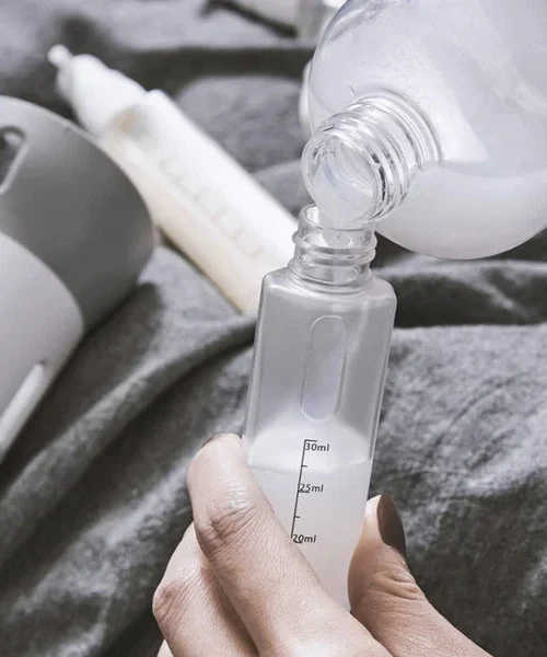 refillable-travel-bottle-set webp