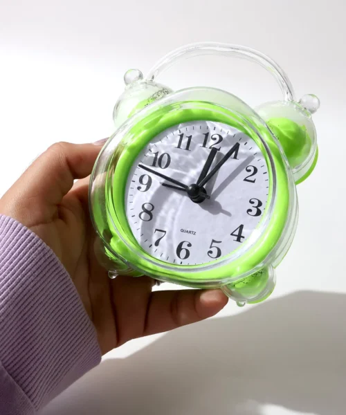 analog-alarm-clock-for-bedroom webp