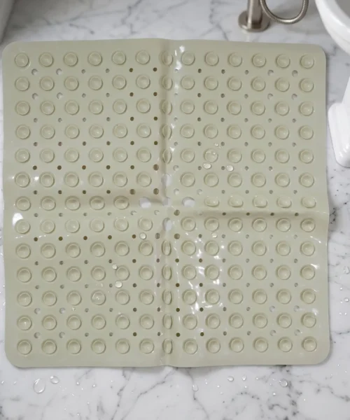 bath-mat-for-wet-floors webp