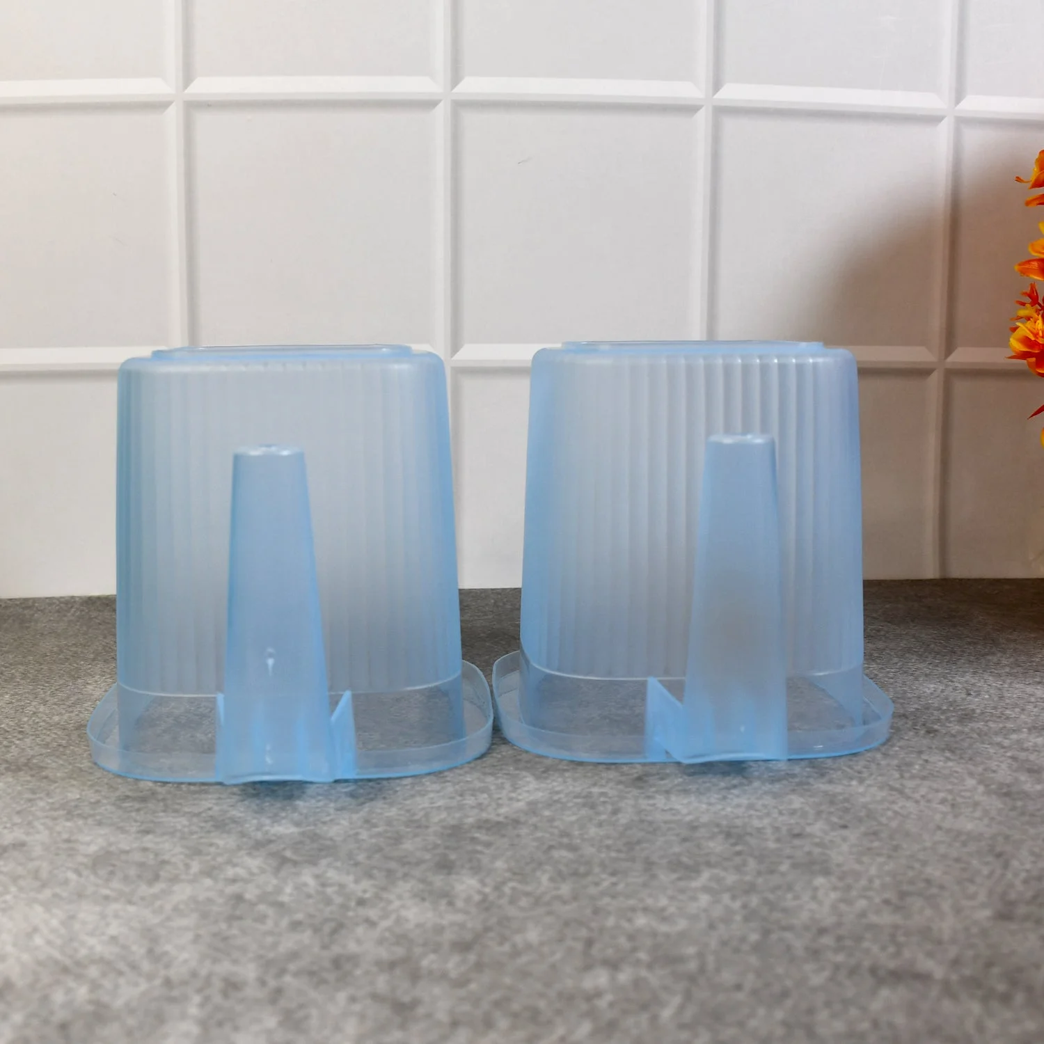 bathroom-mug webp