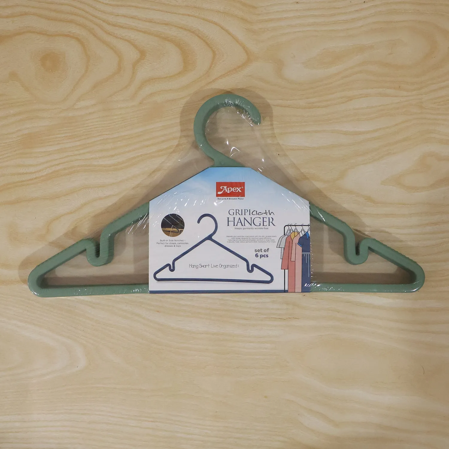 best-plastic-clothes-hangers-in-india webp