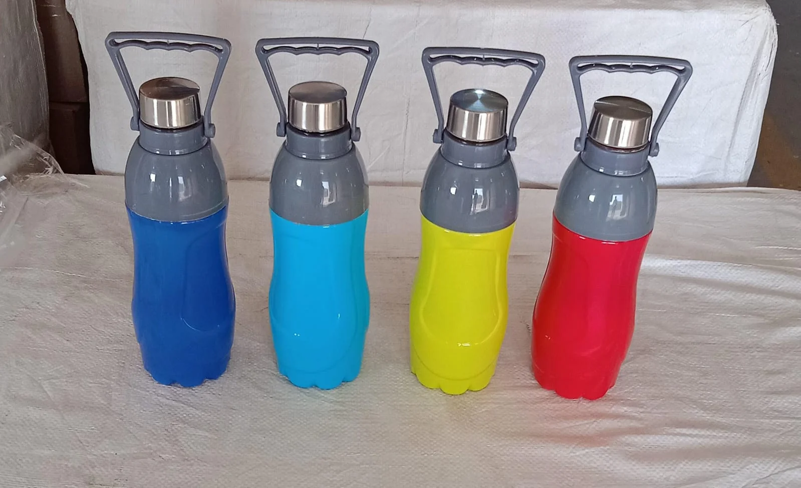bpa-free-water-bottle-for-outdoor-use webp