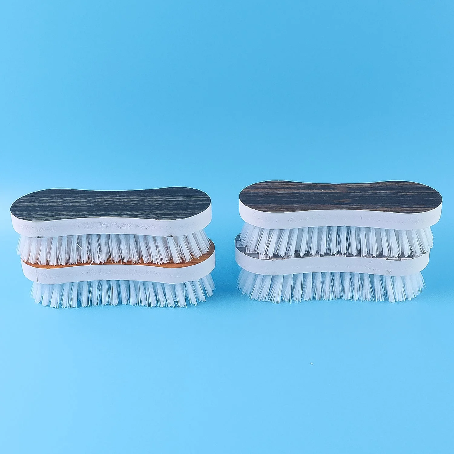 clothes-brush webp