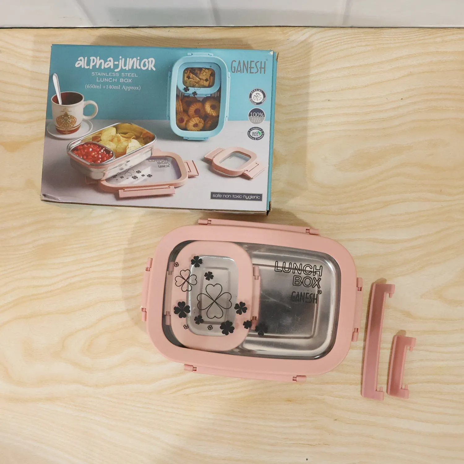 kids-lunch-box-with-compartments-2 webp