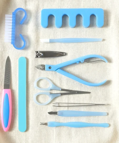 manicure-and-pedicure-kit-for-home-use webp