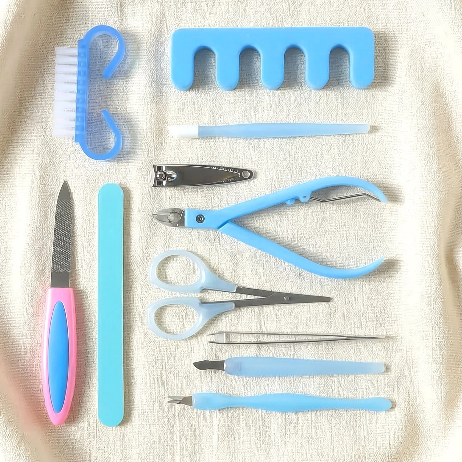 manicure-and-pedicure-kit-for-home-use webp