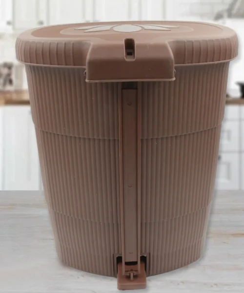 mini-pedal-dustbin-for-kitchen webp