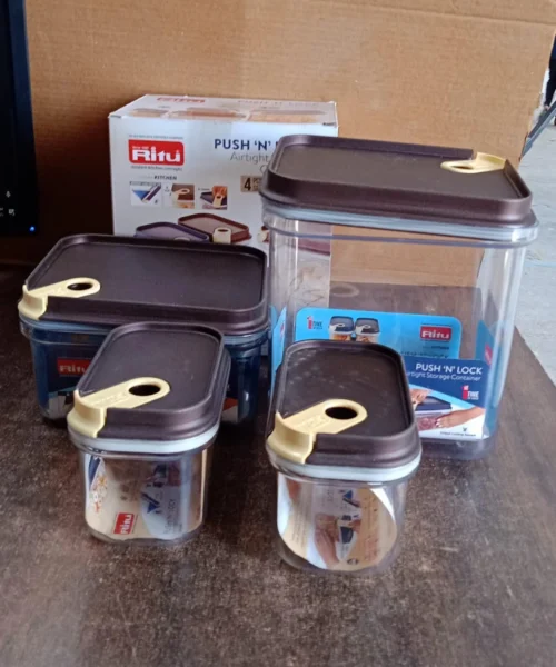 plastic-food-storage-container-set webp