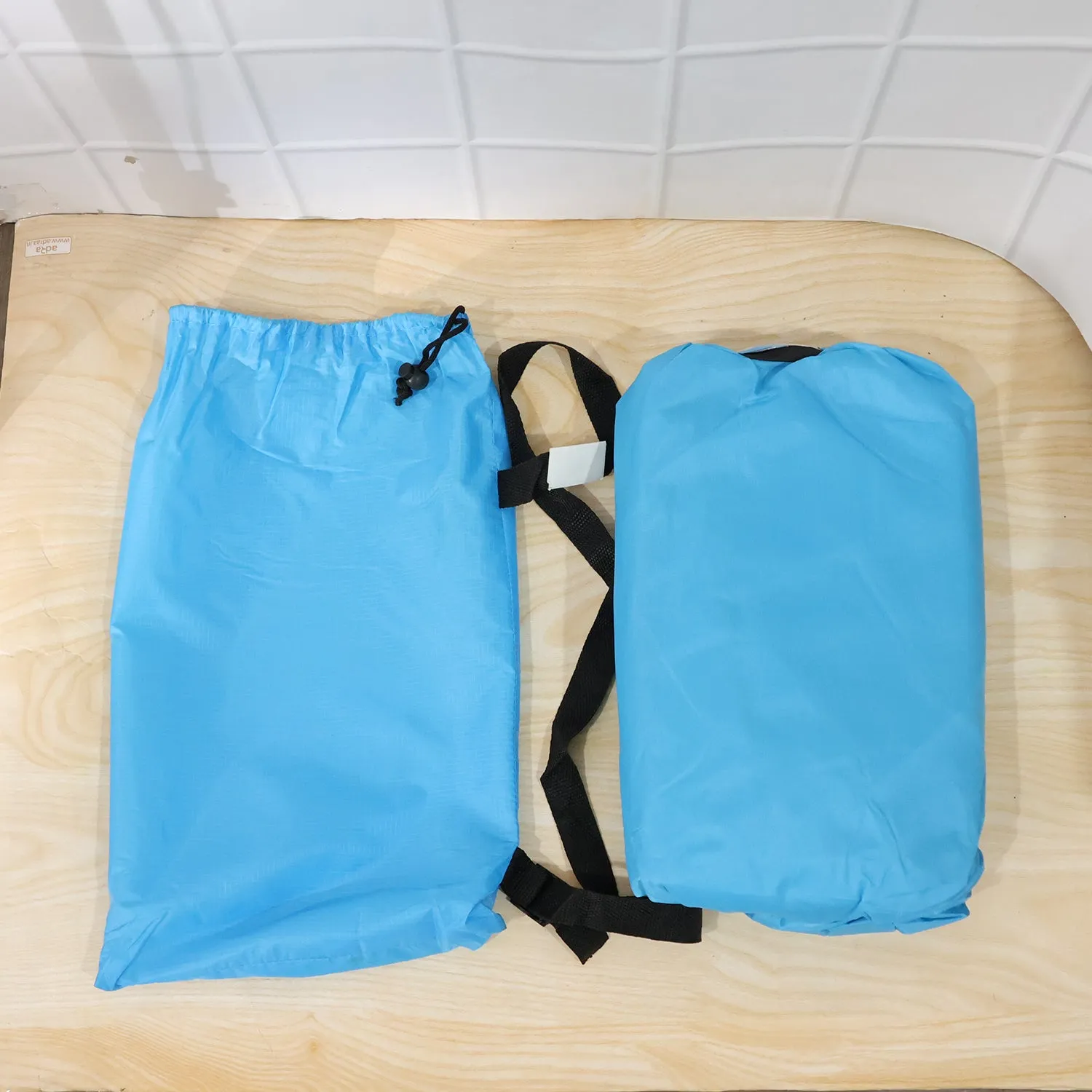 portable-inflatable-sofa-for-pool webp