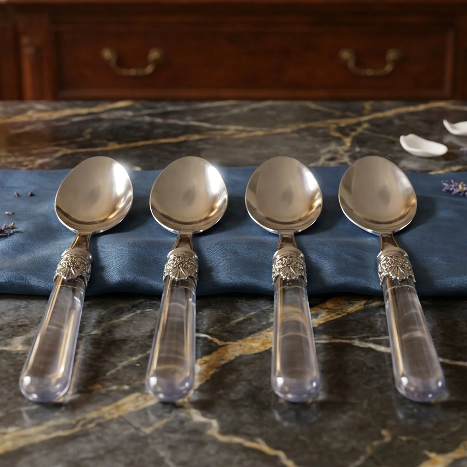 steel-spoon-with-handle webp