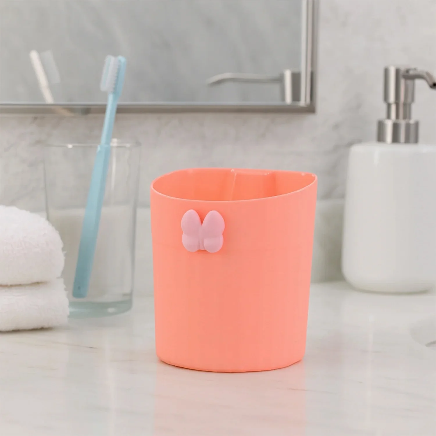 toothbrush-holder-with-wall-mount webp