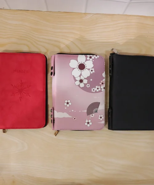 travel-makeup-bag-with-compartments webp