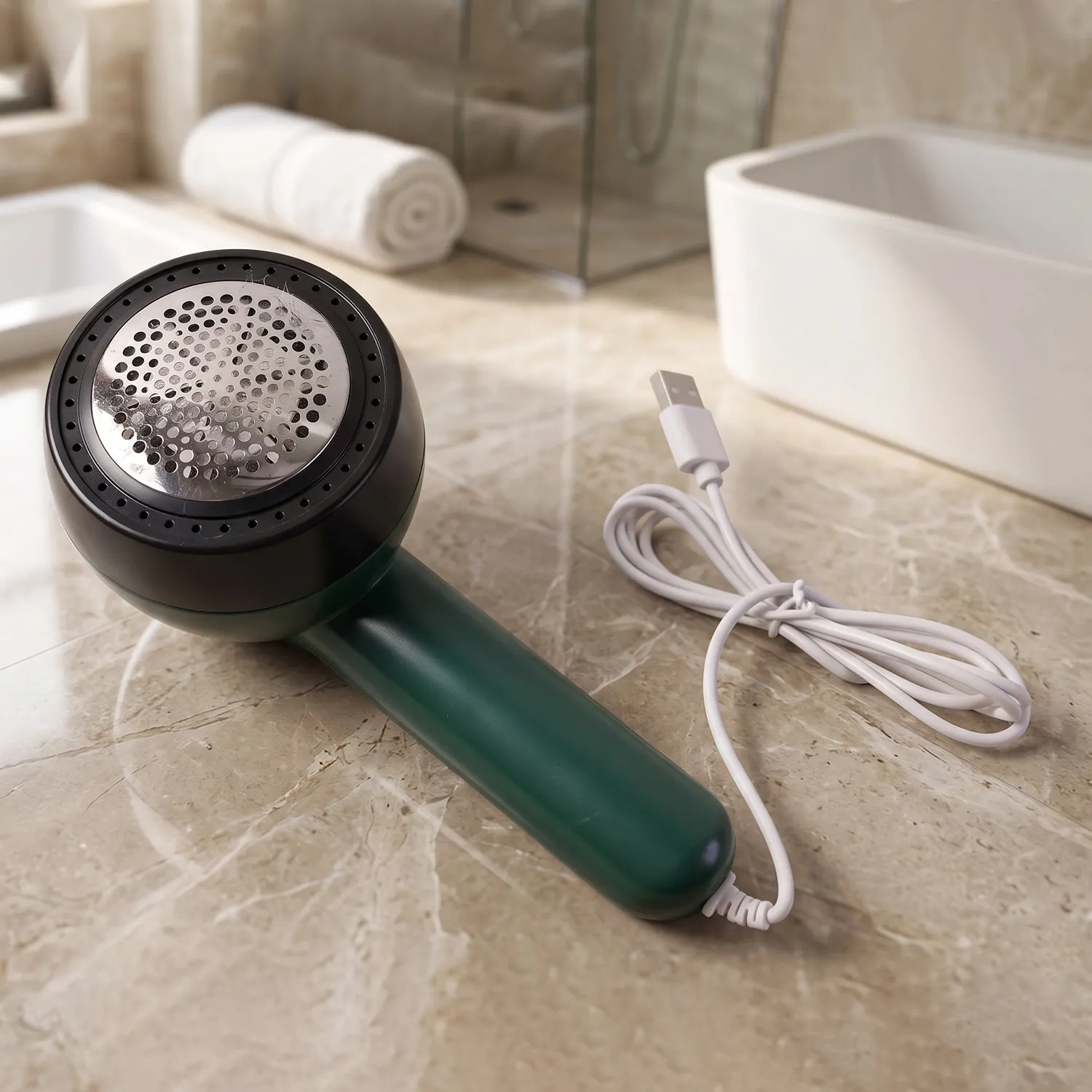 usb-rechargeable-lint-remover webp