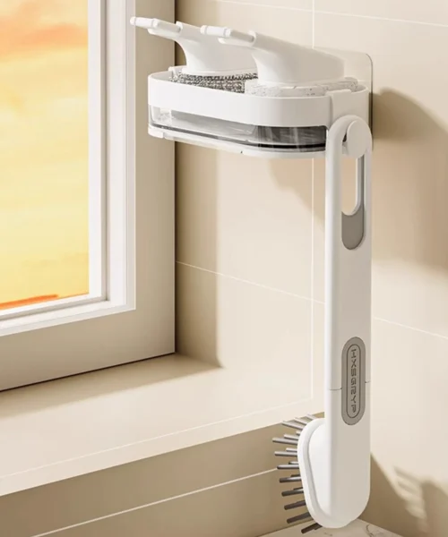 wall-mounted-cleaning-set webp