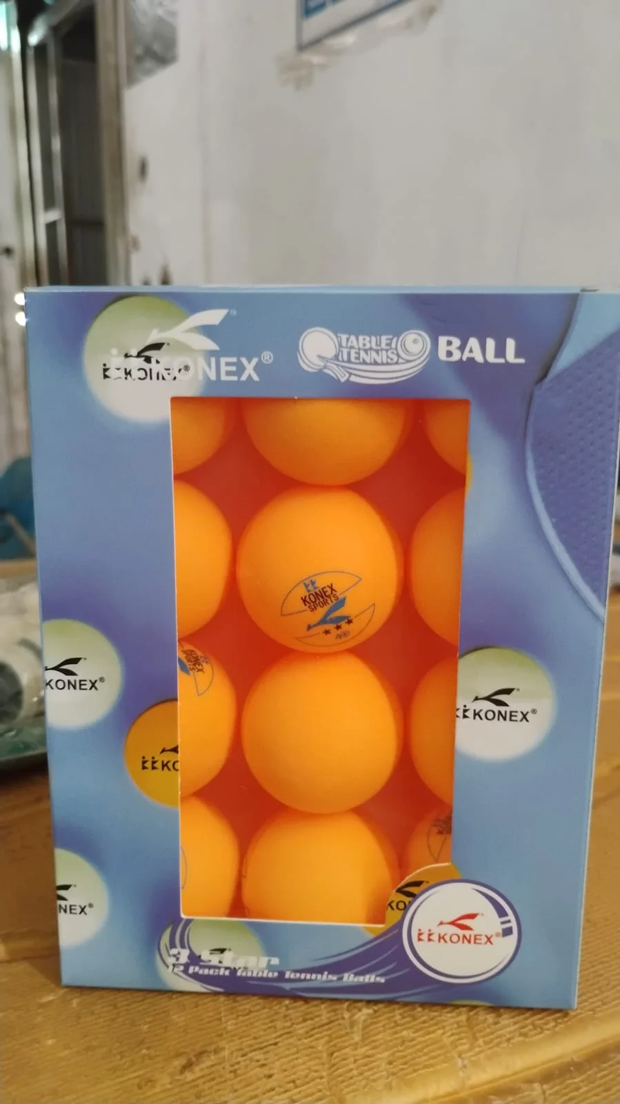 white-table-tennis-balls-for-indoor-use webp