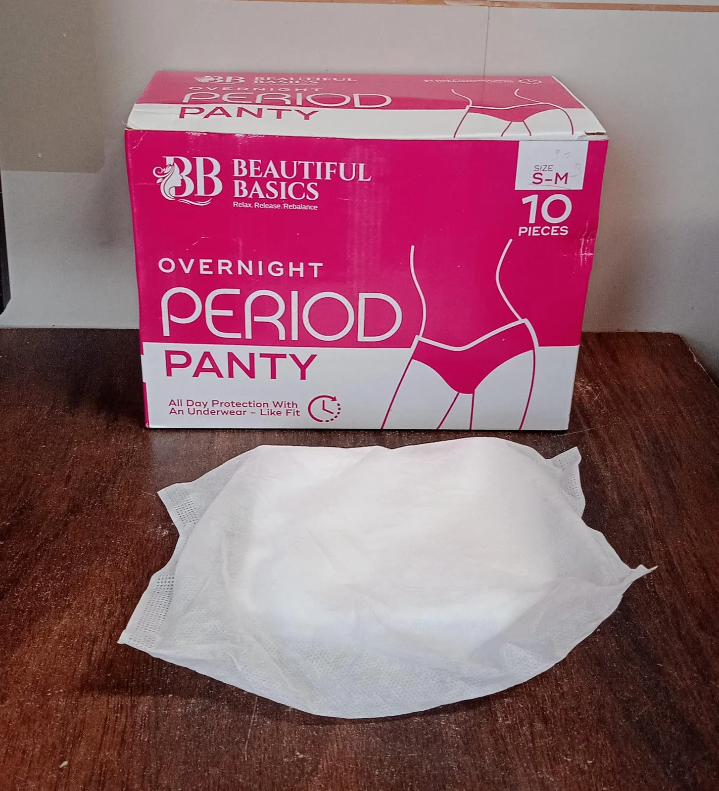 women-s-travel-hygiene-kit webp